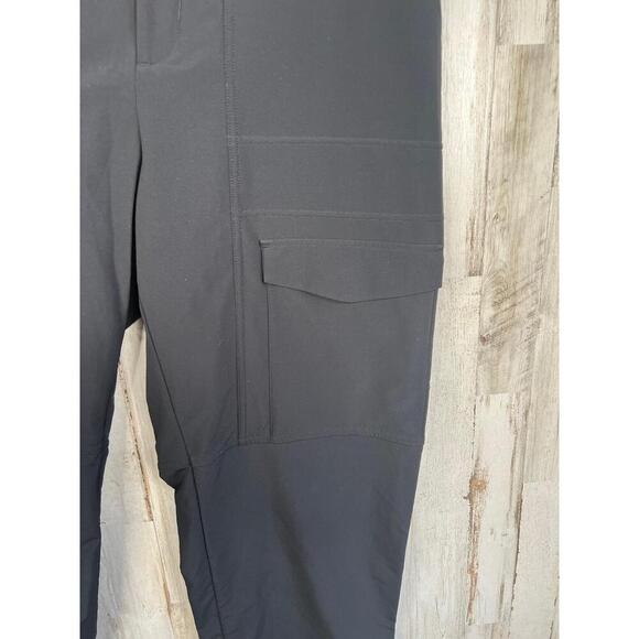 Zella Black Getaway Drawstring Cargo Pockets Button Closure Crop Pants Size L - Picture 5 of 12